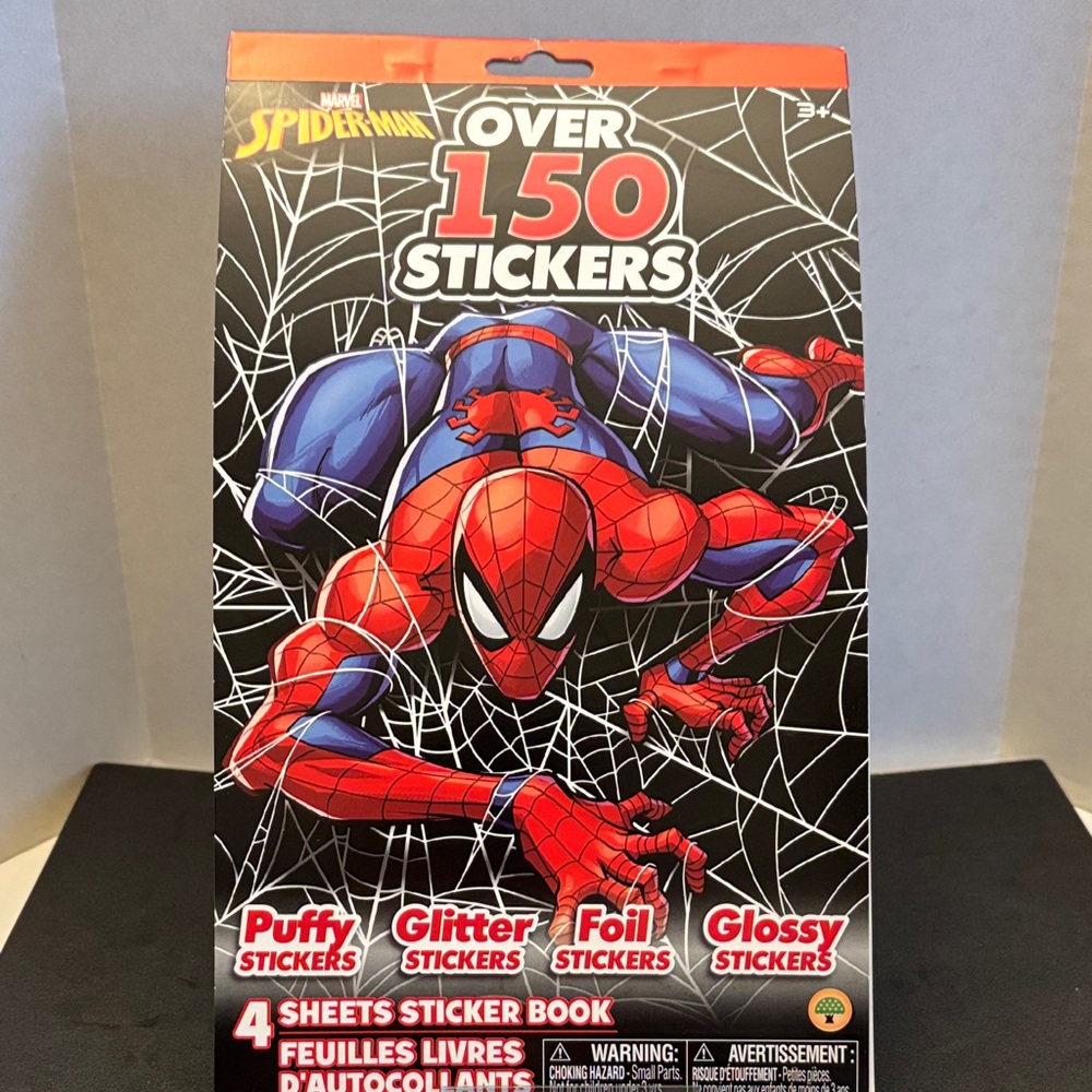 💕5/25💕Spider-Man Sticker Book with Over 150 Stickers